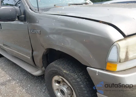 2003 Ford Excursion Limited z USA, uszkodzony, nr VIN 1FMNU43S53EA80574